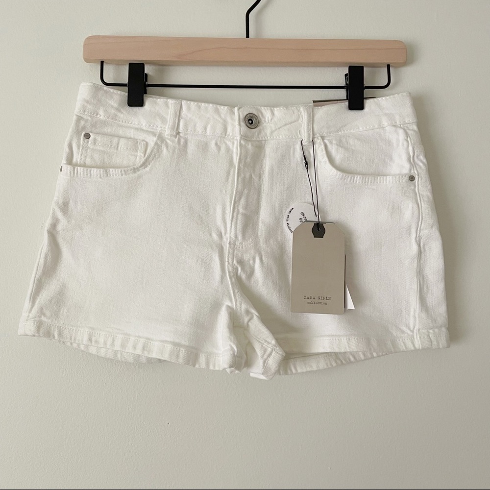 Zara White Cuffed Hem Mid Ride Shorts